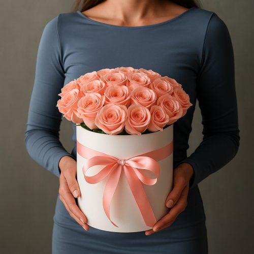 Цветы в коробке «Персиковое облако»